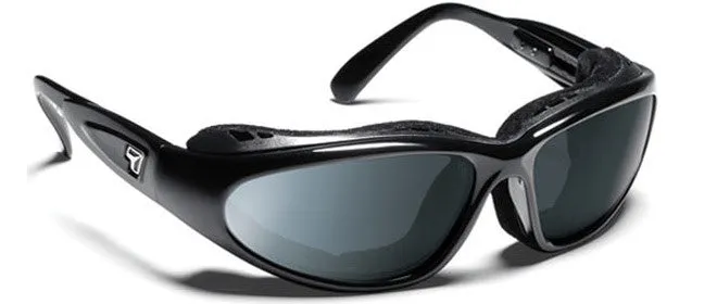 7eye Cape Gloss Black