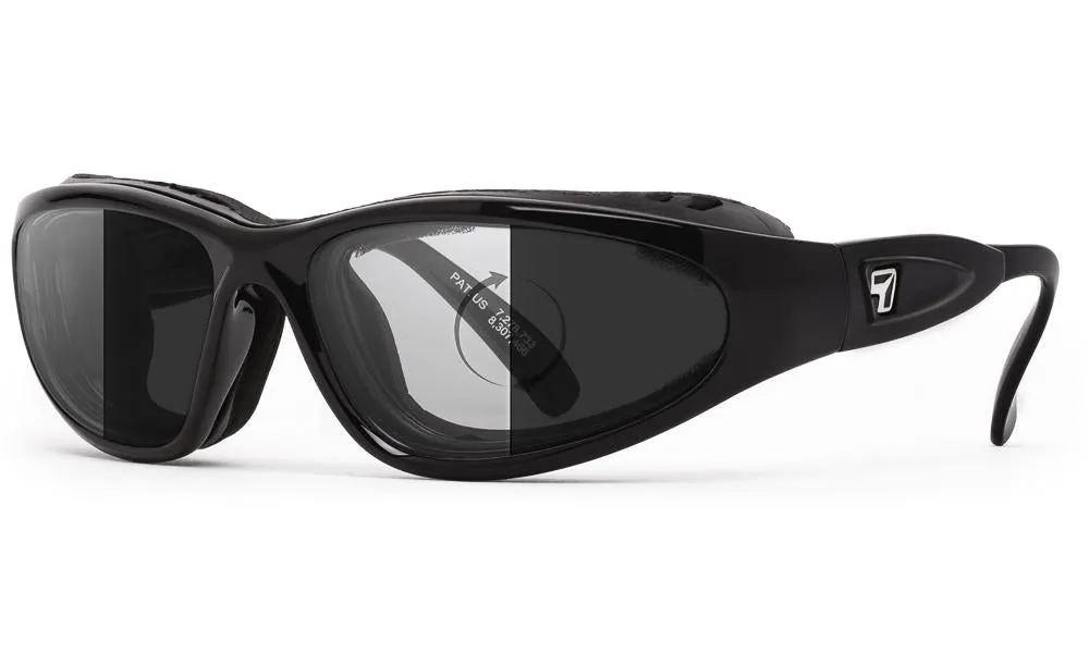 7eye Cape Gloss Black